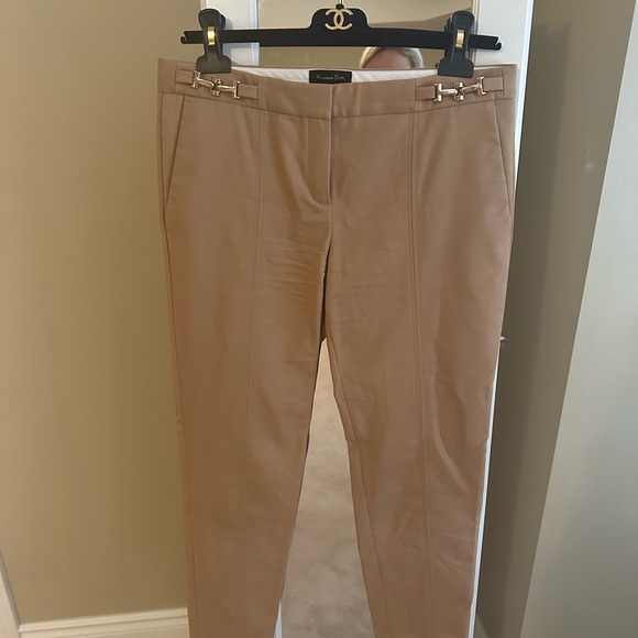 Massimo Dutti size 6 pants never worn beige gold details at waist - Picture 3 of 5